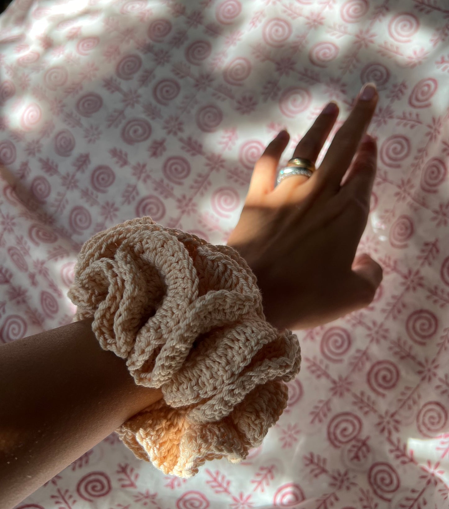 Scrunchie PETALO MINI - Mandorla